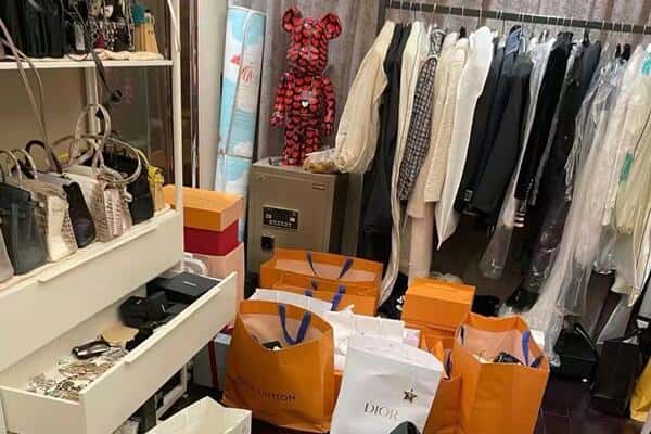 旬阳县回收一线品牌衣服